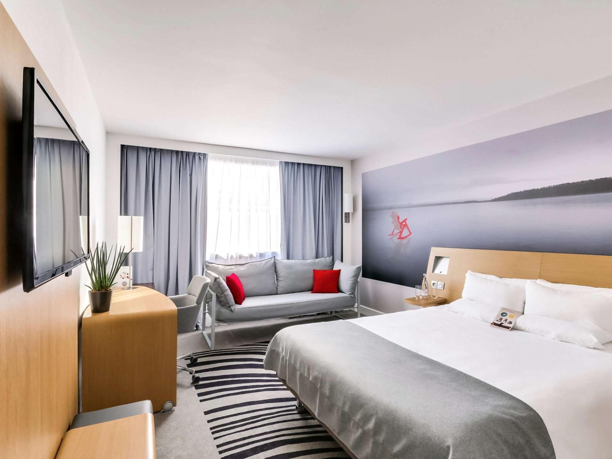 Novotel Paris Centre Gare Montparnasse Exterior photo