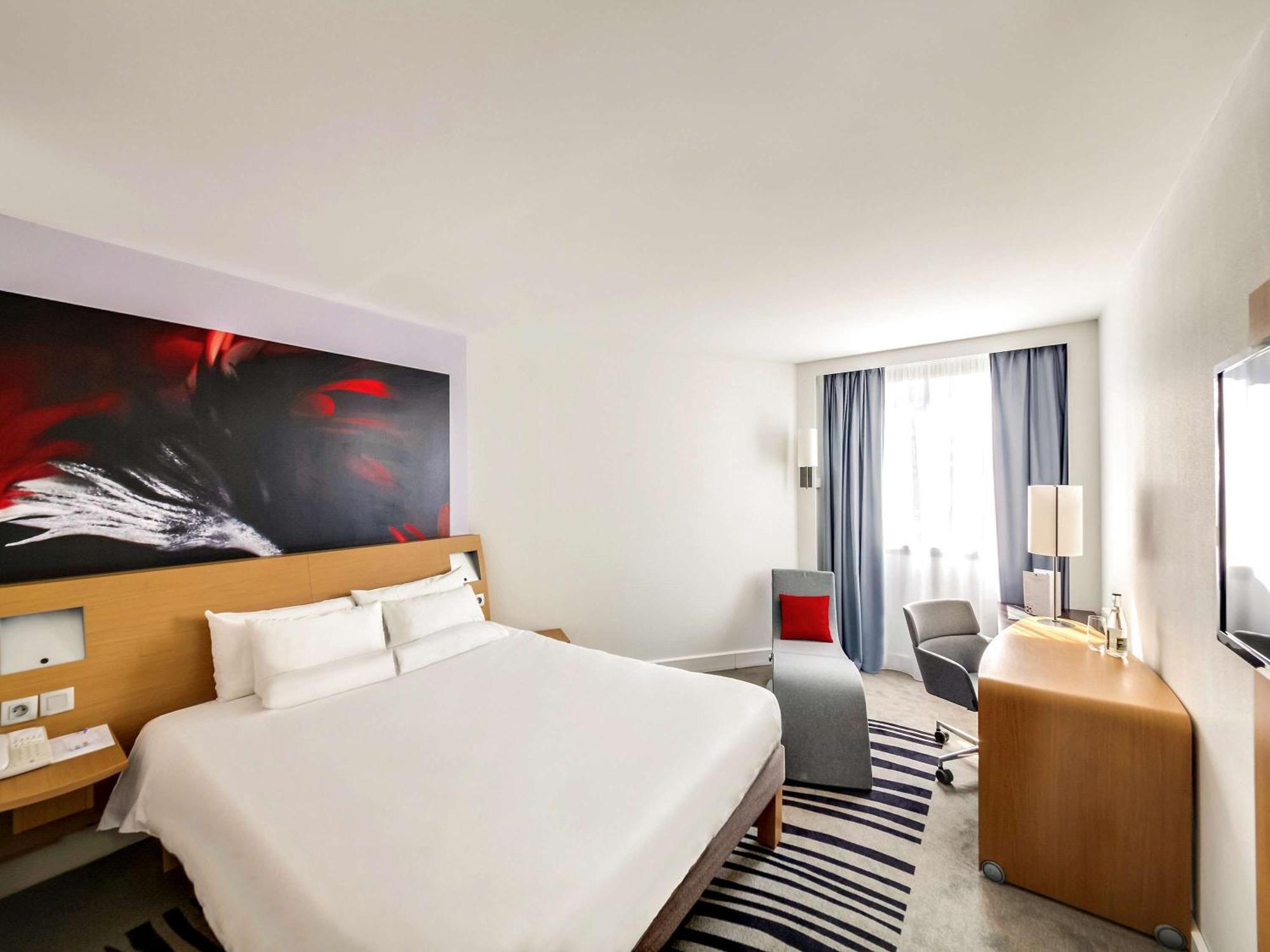 Novotel Paris Centre Gare Montparnasse Exterior photo